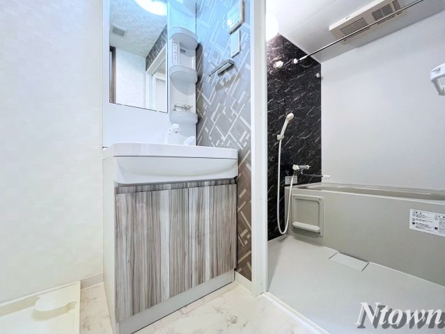 【独立洗面台】 | S-RESIDENCE東別院 | 独立洗面台あり、毎朝おしゃれに忙しい女性の方におすすめです