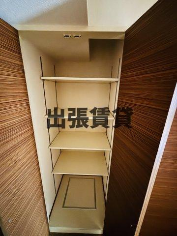 仲介手数料0！！スタジオスクエア泉の収納