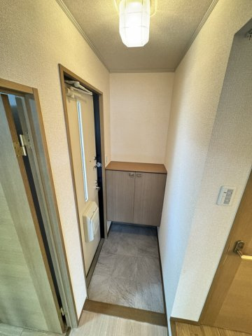 エクセレント山本の玄関