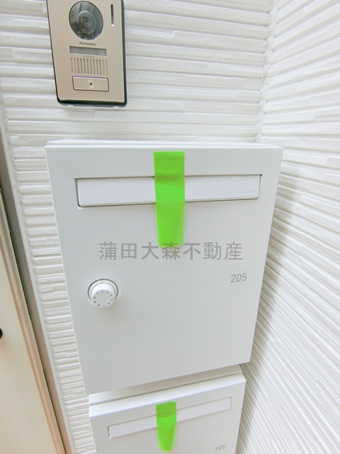 ソルナクレイシア蒲田の玄関