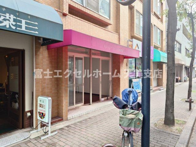 住之江コートのエントランス