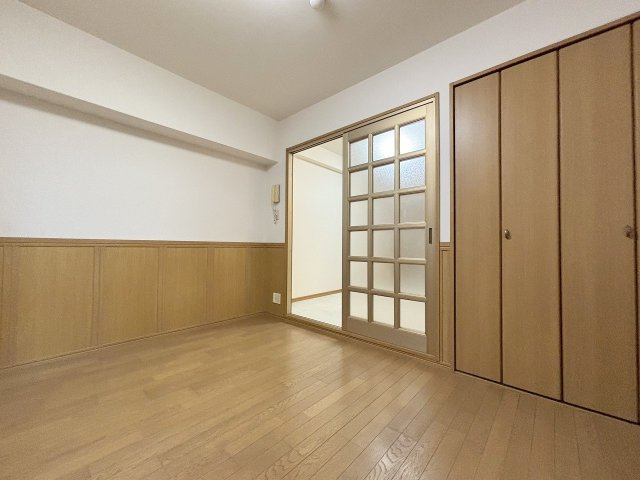 第3マンション新島の洋室