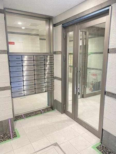アーバンハイツ大町のエントランス
