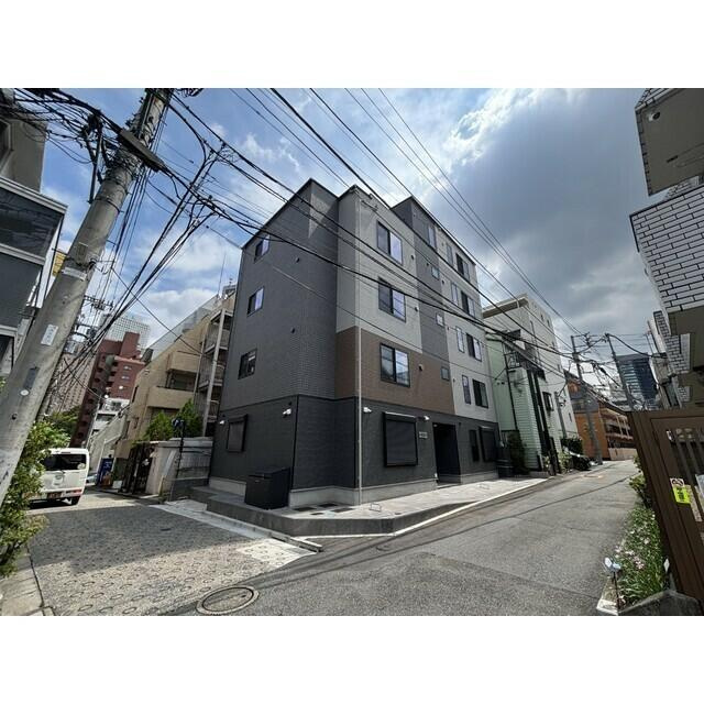 ルネコート西新宿五丁目Ⅲ(ルネコートニシシンジュクゴチョウメスリー)の外観