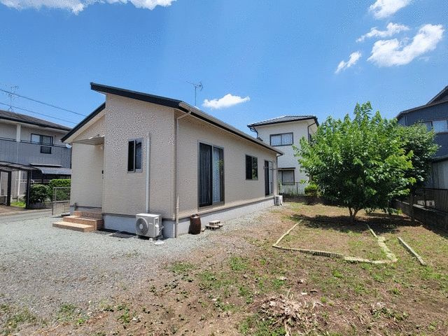 南町貸家の庭
