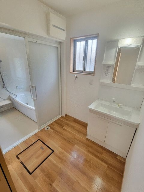 南町貸家の洗面所