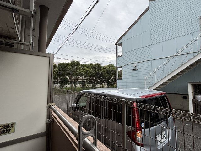 敷地内ごみ置き場