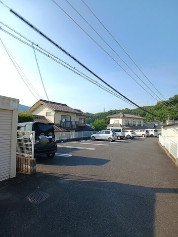 グランドールセレノＢの駐車場|駐車場があります