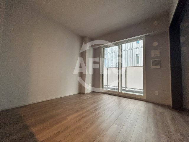 ローレルタワー堺筋本町　開平小学校区の居間・リビング|ローレルタワー堺筋本町　リビング