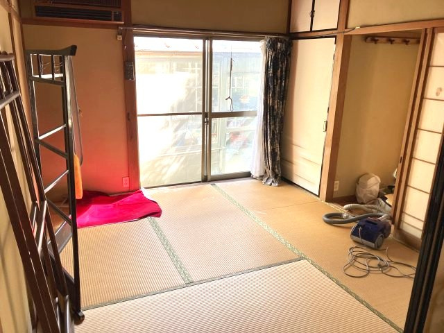 桜町　中古戸建　9DKの和室