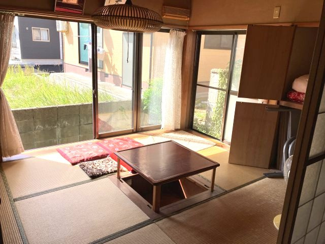桜町　中古戸建　9DKの和室