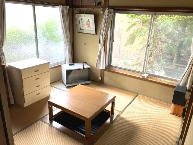 桜町　中古戸建　9DKの居間・リビング