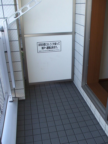 西新宿　ＳＧ　ＣＯＵＲＴのバルコニー