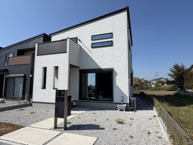 横室築浅住宅