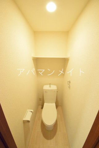 【トイレ】 | GLOIREMANSION | 棚あります