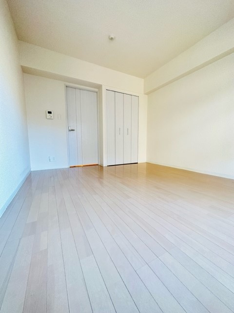 トレセリア大和田の洋室
