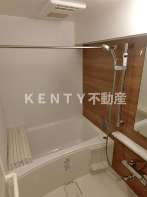 【浴室】 | 秀和目黒駅前レジデンス | お風呂で日々の疲れを落としましょう