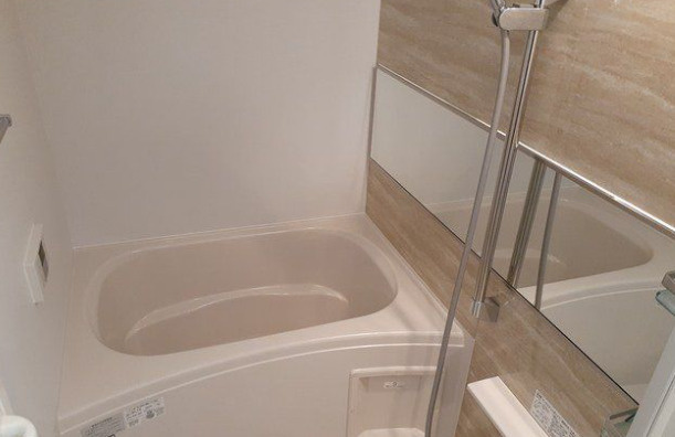 ジュネス日吉の浴室