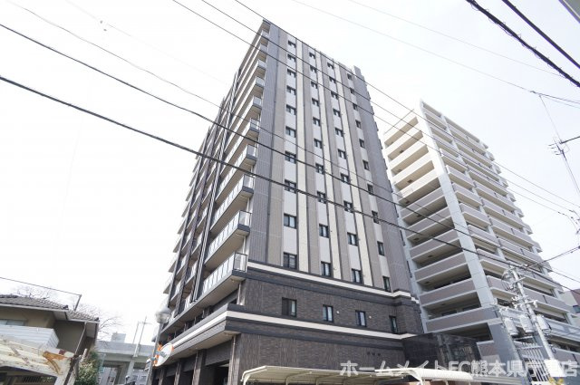 レーベン熊本新町EMBRACEの外観
