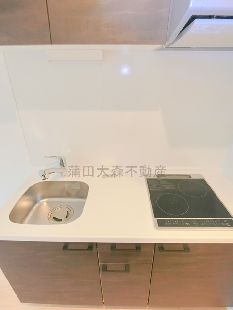 ソルナクレイシア蒲田のキッチン|2口IHコンロのシステムキッチン