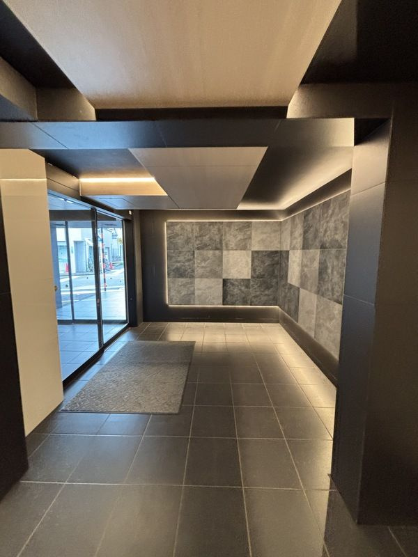 M-RESIDENCE中延のロビー