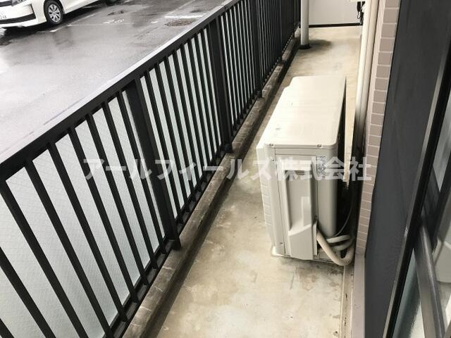 パティエール上本郷のバルコニー
