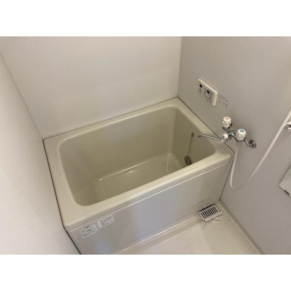 ウエストコートAの浴室