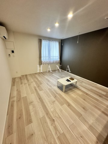 アルクルミエールの内装|明るい色調の室内です