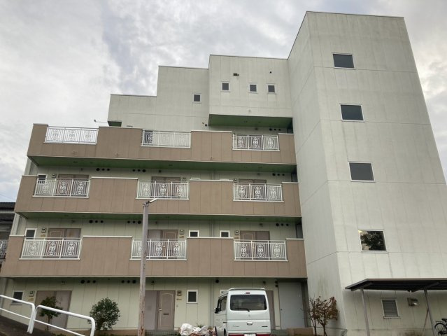 沼田市高橋場町 一棟マンション