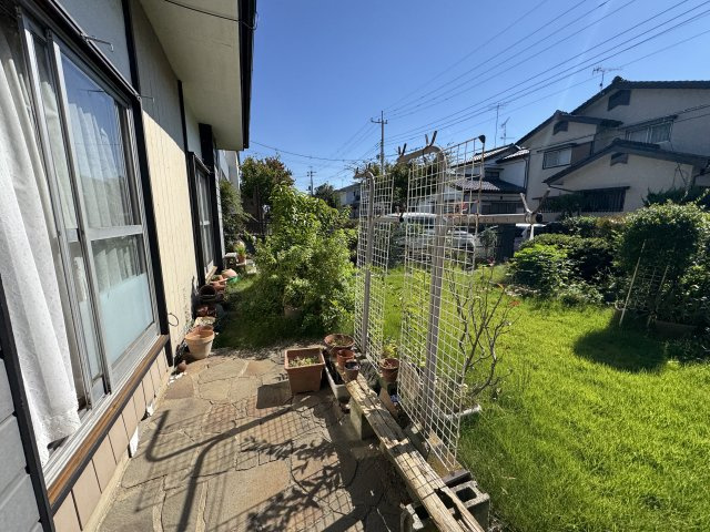 -三丁目不動産-　深谷市岡里　解体更地渡しの周辺