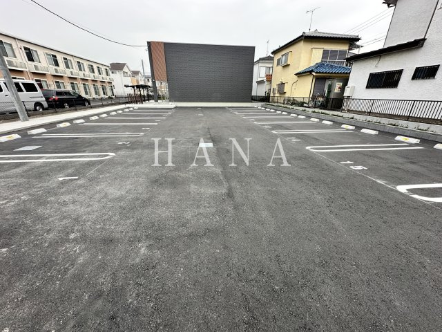 アルクルミエールの駐車場