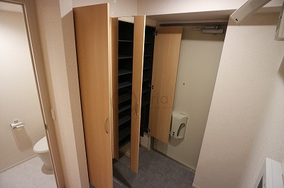 パルナシアン御影の玄関