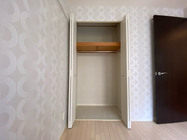 西宮市樋之池町の賃貸マンションの収納