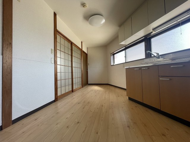 藤野ビルの居間・リビング