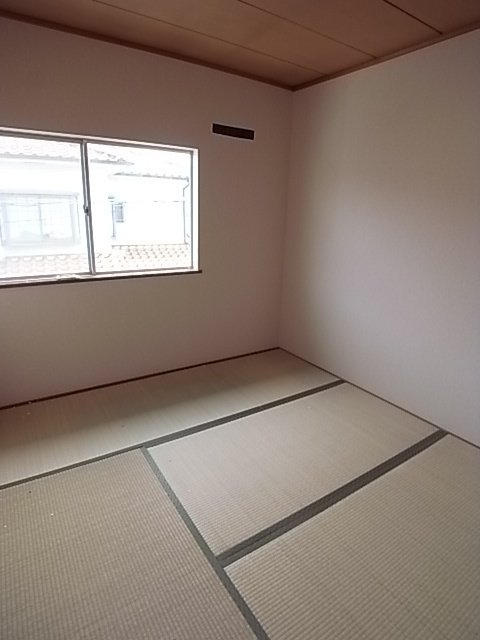 芦屋市西蔵町のアパートの和室