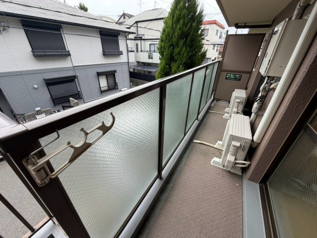 神戸市灘区高徳町１丁目の賃貸マンションのバルコニー