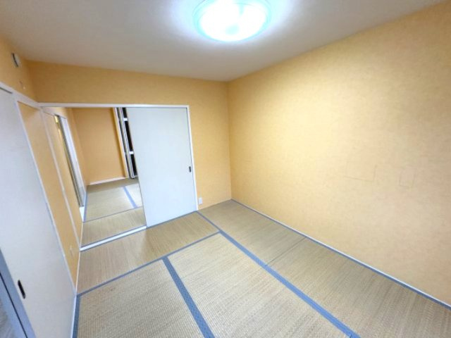 神戸市灘区高徳町１丁目の賃貸マンションの居間・リビング