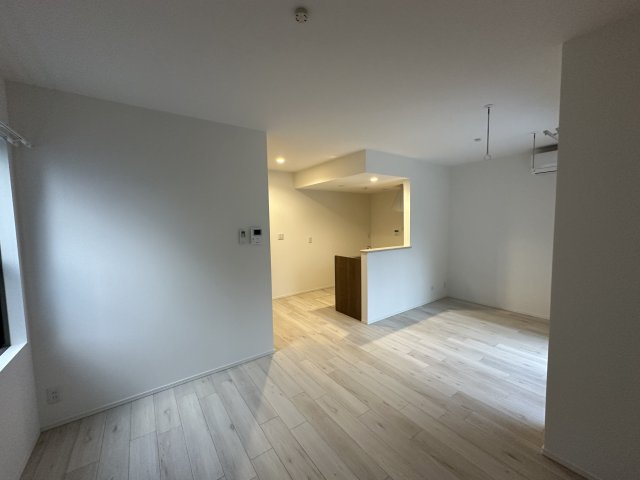 豊田市丸山町戸建の居間・リビング