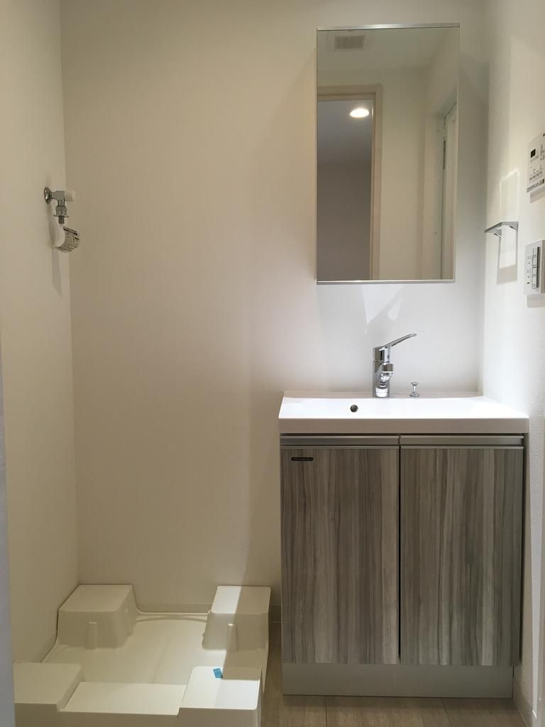 パティーナ大泉学園　３０８号室の洗面所