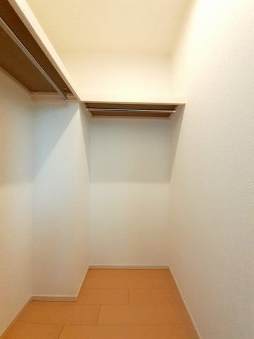 【収納】 | シャルム　グラースＡ | 大きなものも収納できそうです