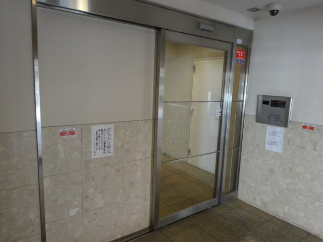 プレールドゥーク文京白山のエントランス