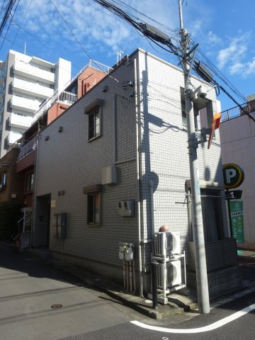 クライムマリーの外観