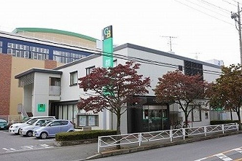 【周辺】 | ジュネス　Ｍ | 群馬銀行深谷上柴店まで550m