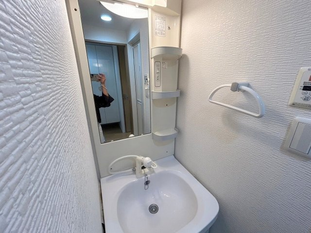 プレッツァ新大阪の洗面所