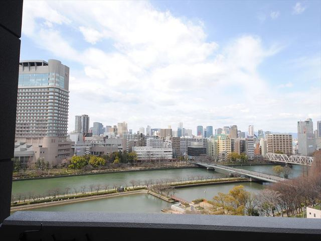 プレサンス南森町ライズの展望