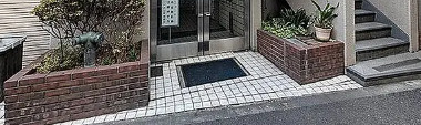 レジェンド大山のエントランス