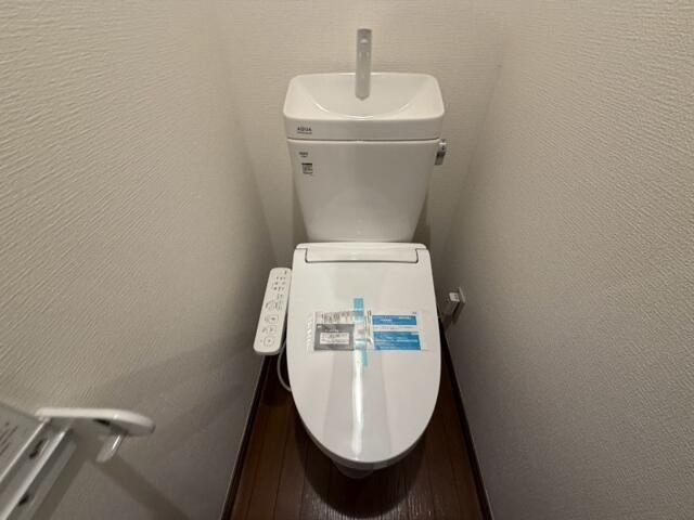 アークのトイレ
