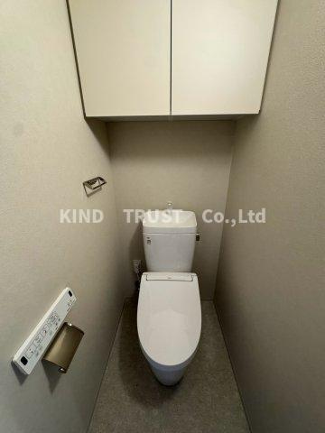 シーズンフラッツ南森町PREMIERのトイレ|落ち着いたトイレです