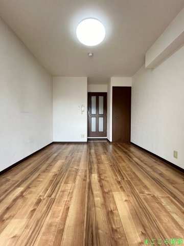 【寝室】 | ヴィラージュ元町