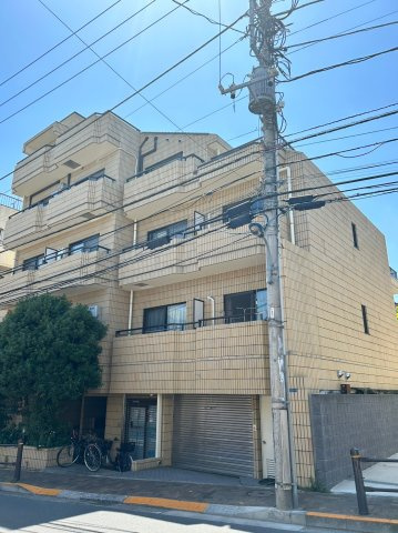 ラミアール佐々木の外観